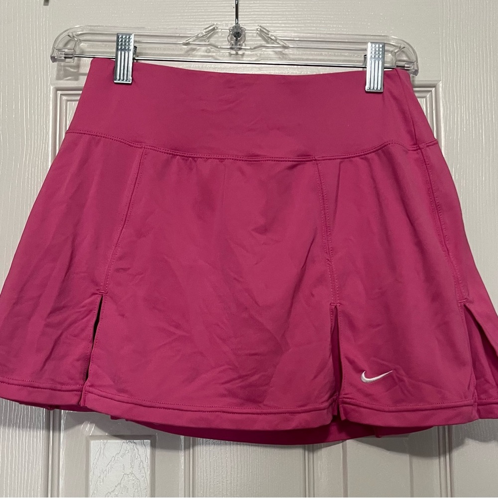 Nike pink skort size XS